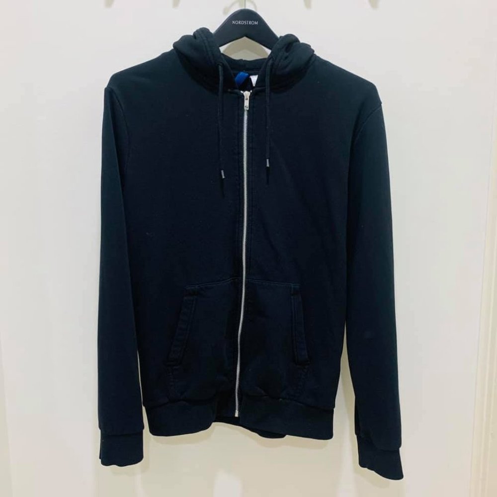Black zip-up Hoodie